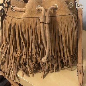 Fringe shoulder bag
